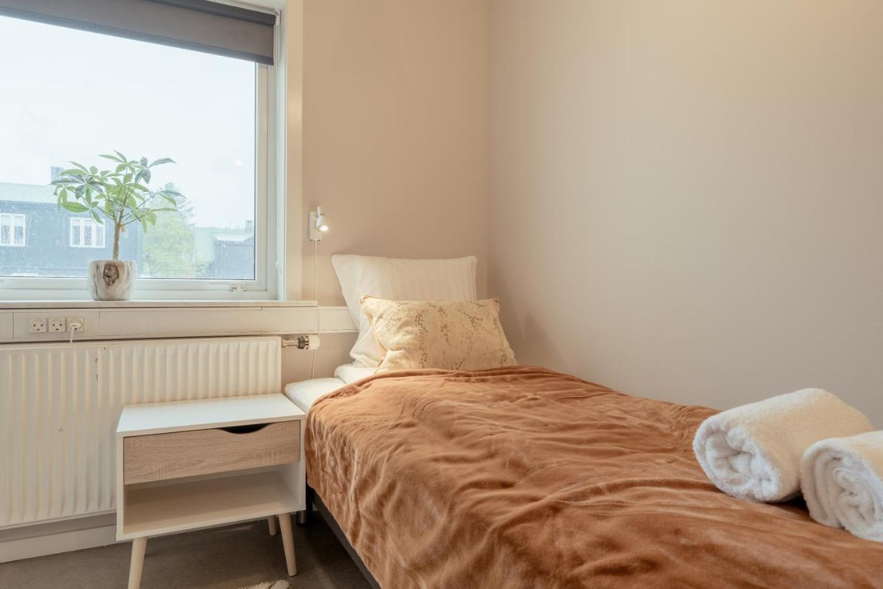 Torsgota Guesthouse - In The Heart Of Tórshavn Buitenkant foto