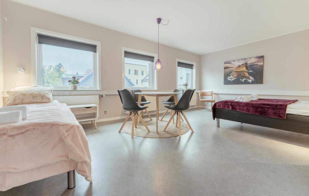 Torsgota Guesthouse - In The Heart Of Tórshavn Buitenkant foto